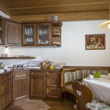 Maison d'hôtes Haus Enzian 3*